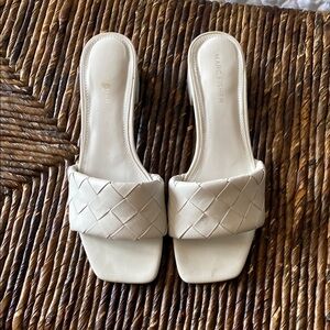 Marc Fisher Cream Sandals Elegant Design